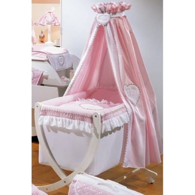 Voile de lit Emma Rose sur lit bébé